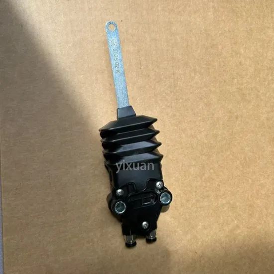 Height Control Valve Cab Height Adjustment Valve Truck Suspension System Parts HOWO Truck Parts Suspension Height Control Valve Wg1642440051